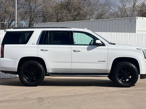 Used 2015 GMC Yukon SLT image 3
