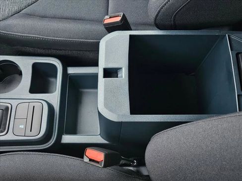 New 2025 Ford Maverick XL image 14