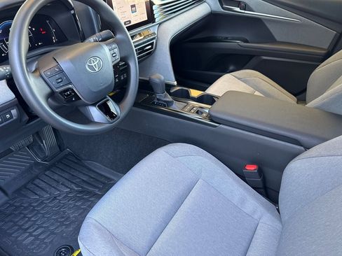 New 2026 Toyota Camry LE image 11