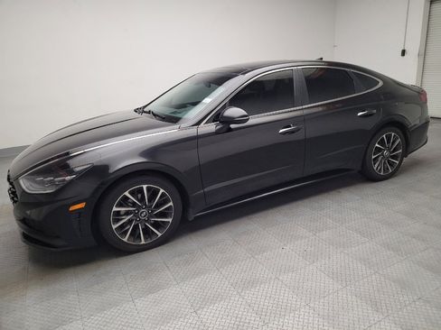 Used 2022 Hyundai Sonata Limited FWD image 2