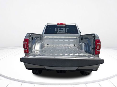 Used 2024 RAM 2500 Laramie AWD/4WD image 12