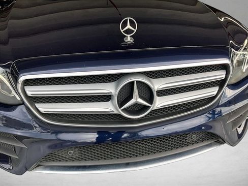 Used 2017 Mercedes-Benz E 300 image 30