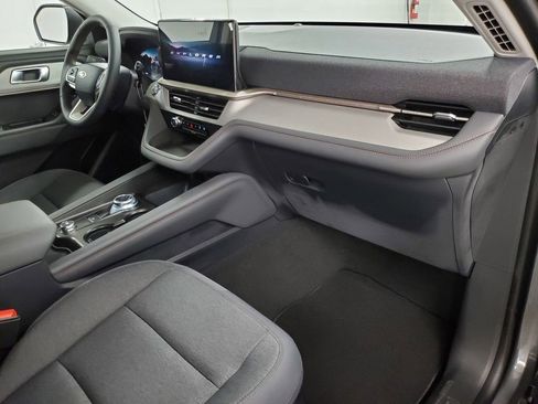 New 2026 Ford Explorer Active AWD/4WD image 11