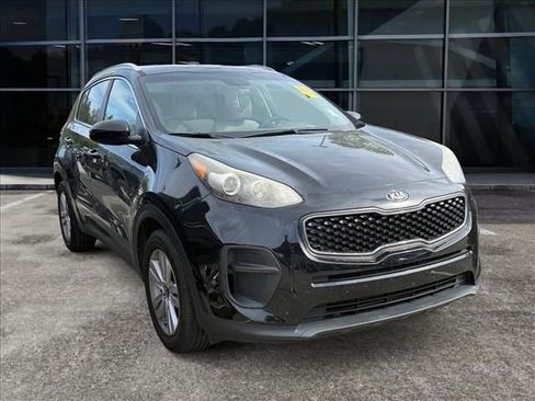 Used 2019 Kia Sportage LX w/ Option Group 017 image 2