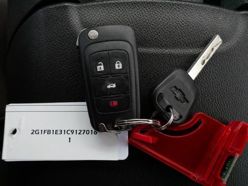 Used 2012 Chevrolet Camaro LT RWD image 28