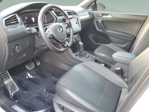 Used 2019 Volkswagen Tiguan S FWD image 16