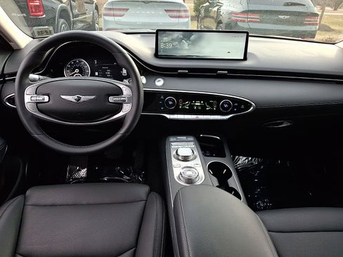 Certified 2024 Genesis GV70 2.5T w/ Select Package image 15