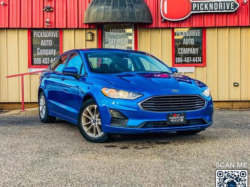 Used 2020 Ford Fusion SE image 1