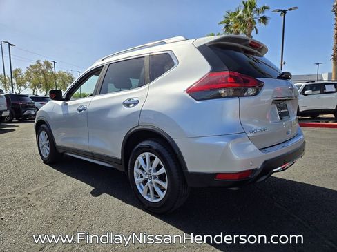Used 2020 Nissan Rogue SV FWD image 4