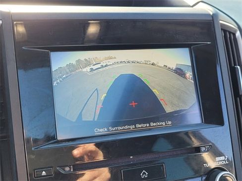 Used 2023 Subaru Forester Premium image 20