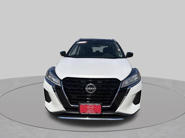 Used 2023 Nissan Kicks SV FWD image 9