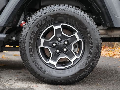 Used 2023 Jeep Gladiator Mojave w/ LED Lighting Group image 21