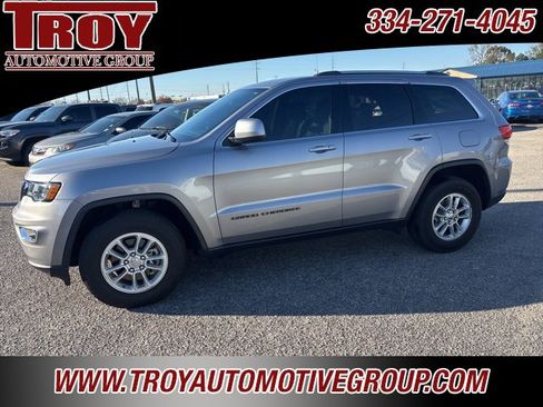 Used 2018 Jeep Grand Cherokee Laredo image 11
