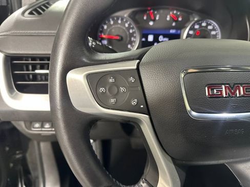 Used 2022 GMC Terrain SLT w/ Infotainment Package II image 15