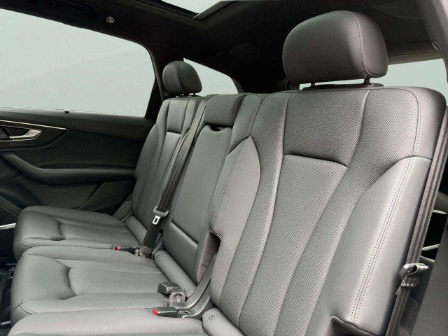 Used 2021 Audi Q7 3.0T Premium Plus w/ Executive Package AWD/4WD image 23