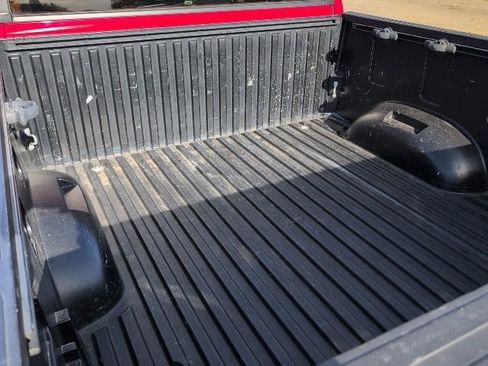 Used 2022 Toyota Tundra Limited image 9