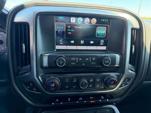 Used 2015 Chevrolet Silverado 1500 LTZ Z71 w/ LTZ Plus Package AWD/4WD image 15
