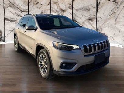 Used 2019 Jeep Cherokee Latitude Plus w/ Cold Weather Group