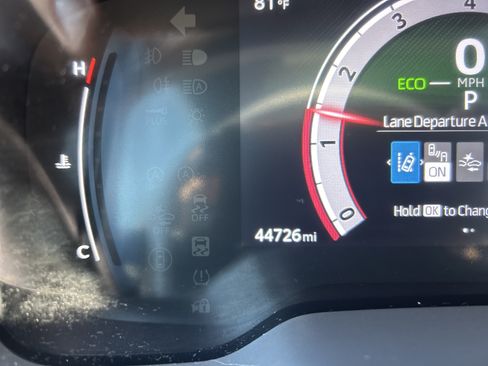 Used 2024 Toyota Corolla XSE FWD image 25