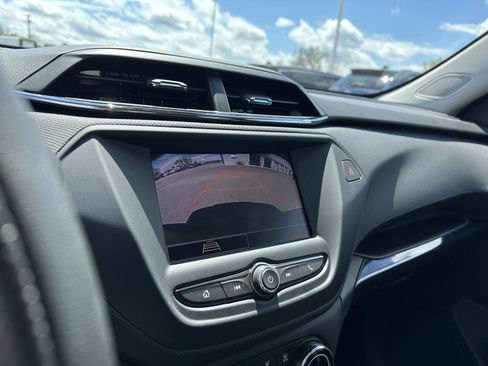 Used 2023 Chevrolet TrailBlazer LS FWD image 29