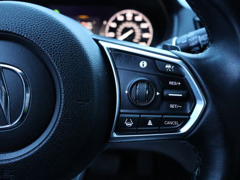 Used 2023 Acura RDX SH-AWD image 32