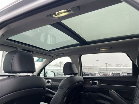 Used 2021 Kia Sorento SX Prestige image 16