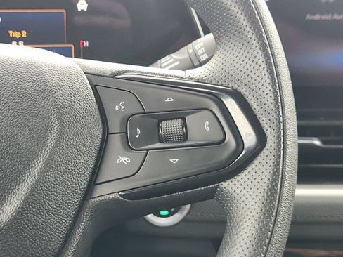 Used 2025 Chevrolet TrailBlazer LT FWD image 29