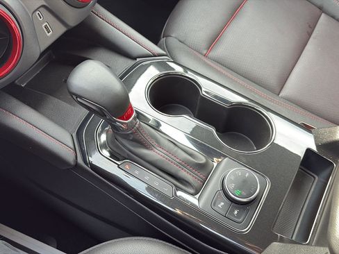 Used 2025 Chevrolet Blazer RS image 25