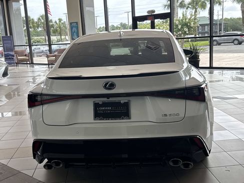 Used 2025 Lexus IS 500 RWD image 3