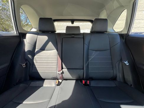 Certified 2019 Toyota RAV4 Limited w/ Carpet Mat Package AWD/4WD image 16