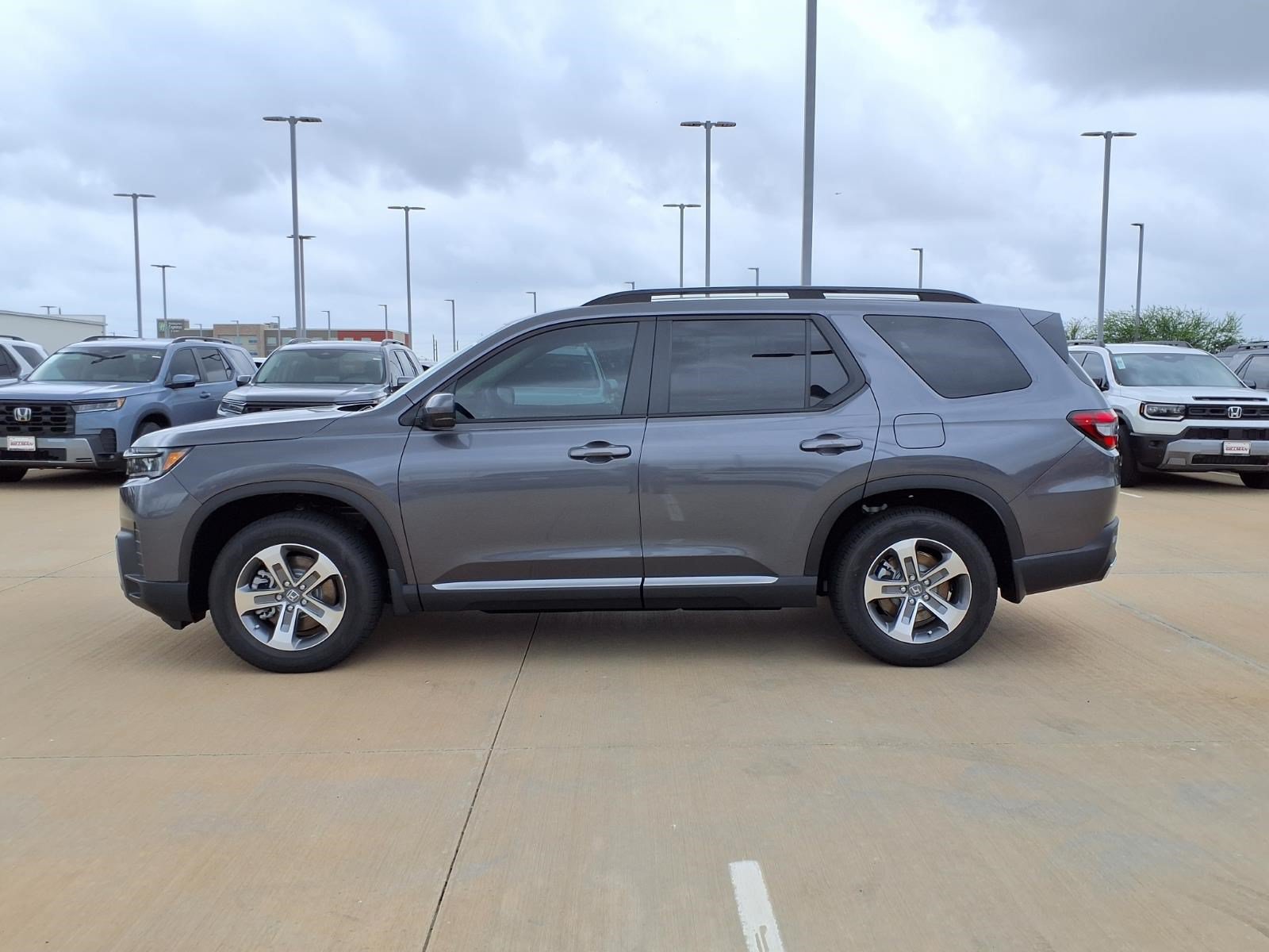 New 2026 Honda Pilot EX-L image 3