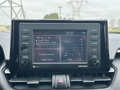 Used 2021 Toyota RAV4 XLE w/ Convenience Package image 29