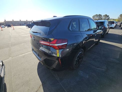 Used 2025 BMW X3 xDrive30i AWD/4WD image 2