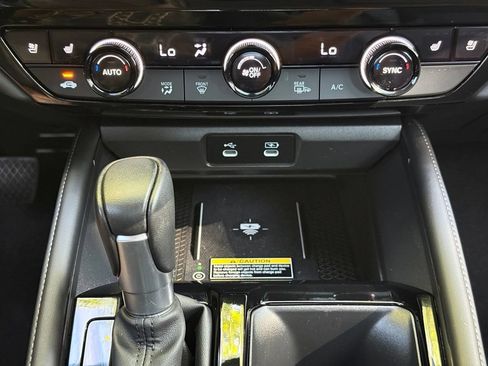 Used 2024 Honda Accord Touring image 19