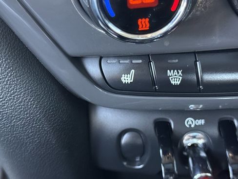 Used 2018 MINI Cooper Countryman FWD image 16