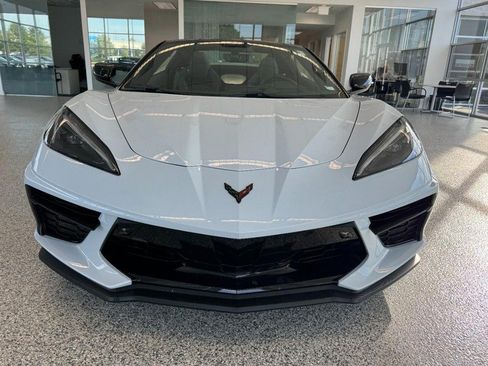 Used 2023 Chevrolet Corvette Stingray Preferred Conv w/ Z51 Performance Package RWD image 8