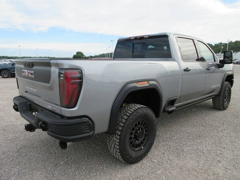New 2026 GMC Sierra 2500 AT4X w/ AT4X AEV Edition AWD/4WD image 5