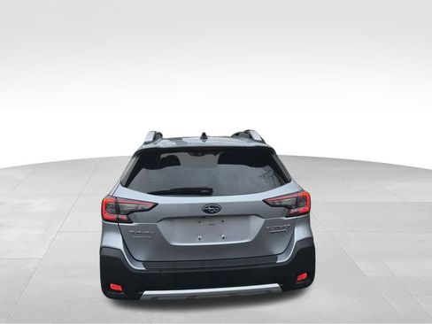 Used 2024 Subaru Outback Touring image 4