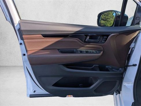 New 2026 Honda Odyssey Touring image 23