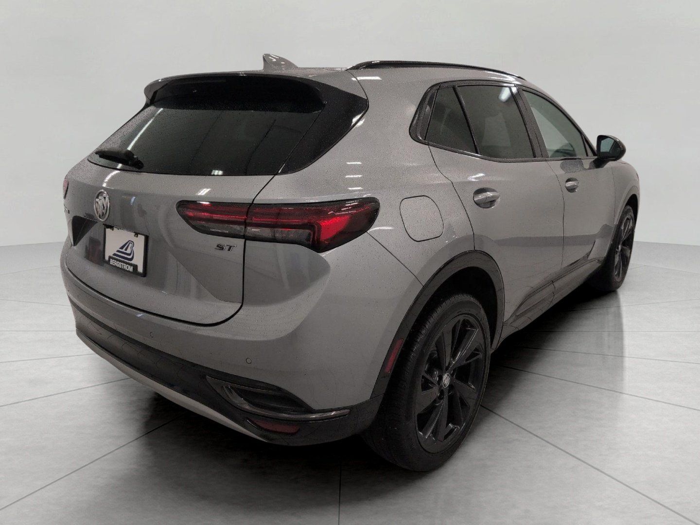 Used 2023 Buick Envision Preferred w/ Sport Touring Package AWD/4WD image 19