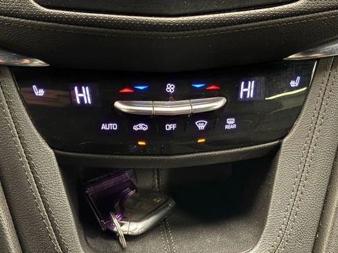 Used 2021 Cadillac XT5 Luxury image 45