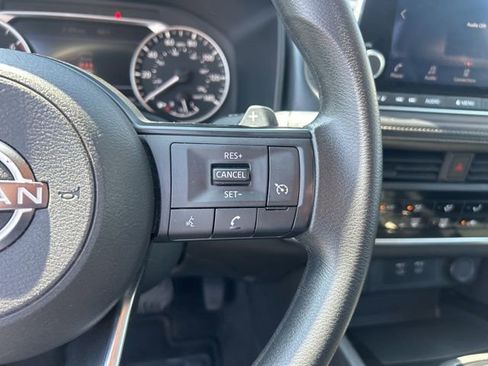 Used 2024 Nissan Rogue S image 20