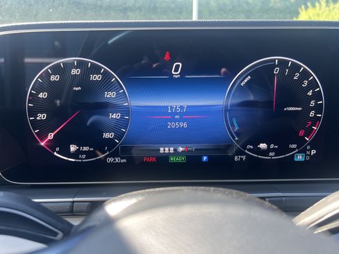 Certified 2024 Mercedes-Benz GLE 450e 4MATIC image 22
