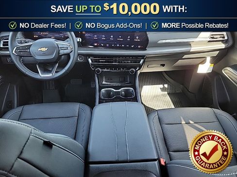 New 2026 Chevrolet Traverse LT w/ Sun and Wheel Package FWD image 23