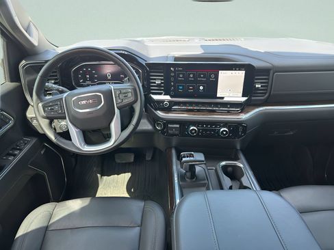 Used 2025 GMC Sierra 1500 Elevation w/ Elevation Premium Package AWD/4WD image 20