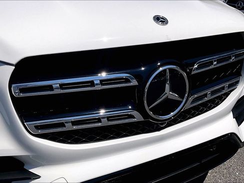 Used 2023 Mercedes-Benz GLS 580 4MATIC image 30