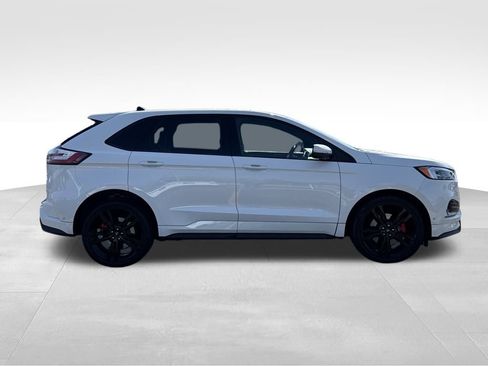 Certified 2022 Ford Edge ST w/ Equipment Group 401A image 6