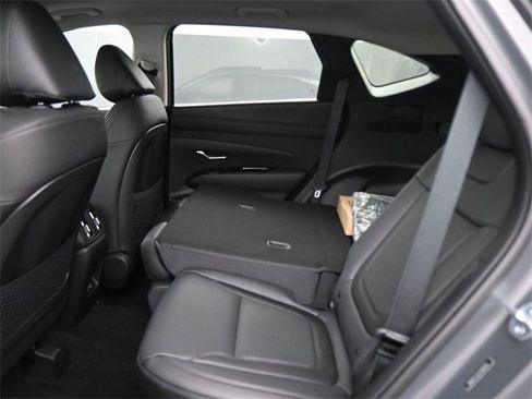 New 2026 Hyundai Tucson Limited image 15