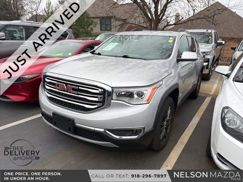 Used 2019 GMC Acadia SLT image 1