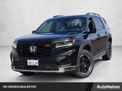Used 2025 Honda Pilot TrailSport